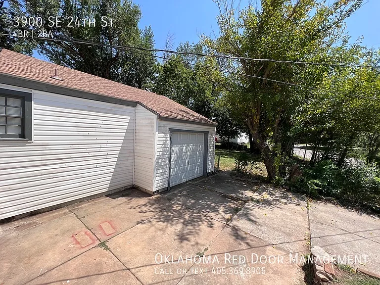 3900 SE 24th St — Photo 50