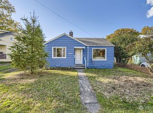 6751 12th Ave SW, Seattle, WA 98106