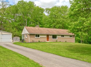 102 Landwood Ln, Freedom, PA 15042