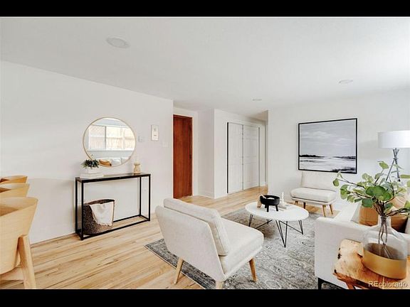 3rd image of 1063 N Clarkson St