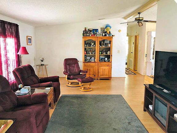 3rd image of 225 Las Palmas Blvd #225