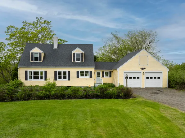 386 Upper East Pond Road, Nobleboro, ME 04555