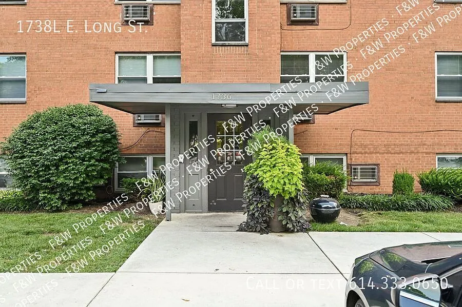 Long View Apartments. 2BR/1BA — Photo 4