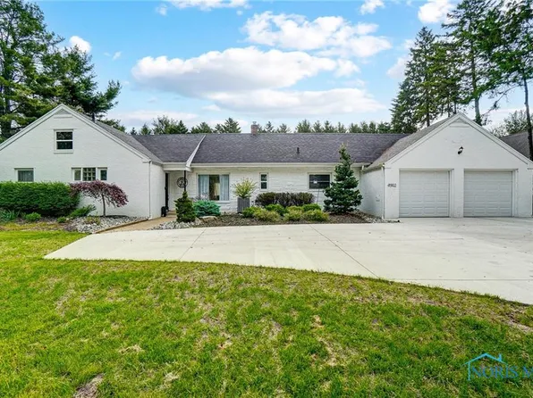 4902 King Rd, Sylvania, OH 43560