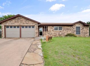 500 Oriole Dr, Mansfield, TX 76063
