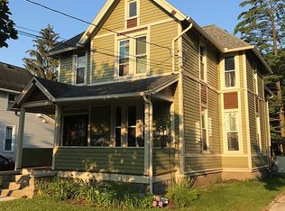 317 N Maple St, Bowling Green, OH 43402
