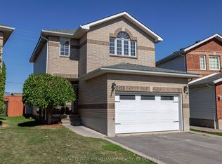 2153 Swanfield St, Kingston, ON K7M0A9