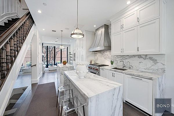 1st image of 109 W 132nd St #1