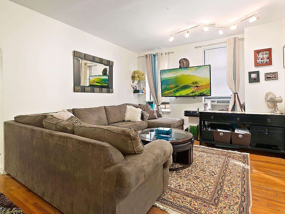 1st image of 579 Academy St APT 4E