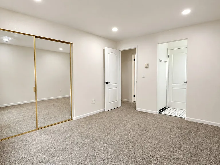 12723 NE 116th St #G302 — Photo 7