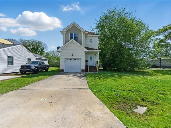 304 N Lloyd St, Suffolk, VA 23434