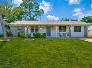 515 Stonewall Dr, Euless, TX 76039
