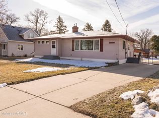 502 E Lake St, Osakis, MN 56360