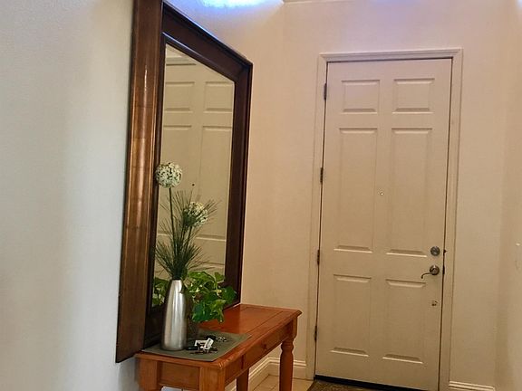 2nd image of 3818 Northern Oak Dr