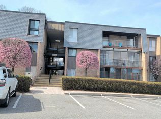 3204 Old Post Dr APT 8, Baltimore, MD 21208