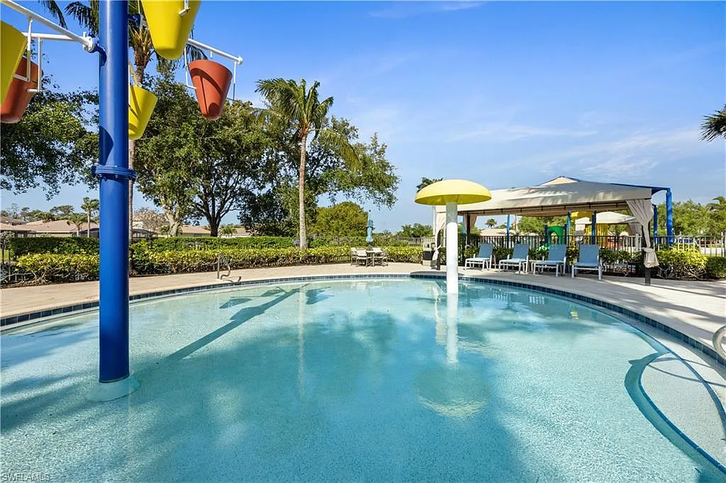 5 bed, 4.0 bath, 3187 sqft, $15,000 — Photo 2