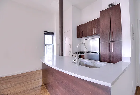 Rented by Urbane Brokerage | media 11