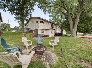 812 Magnor Lake Ln, Clayton, WI 54004