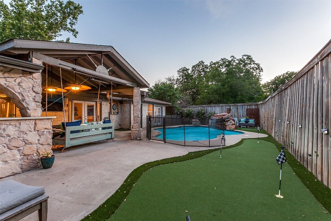 sara品です 1609 Sara Ln, Richardson, TX 75081 | Zillow