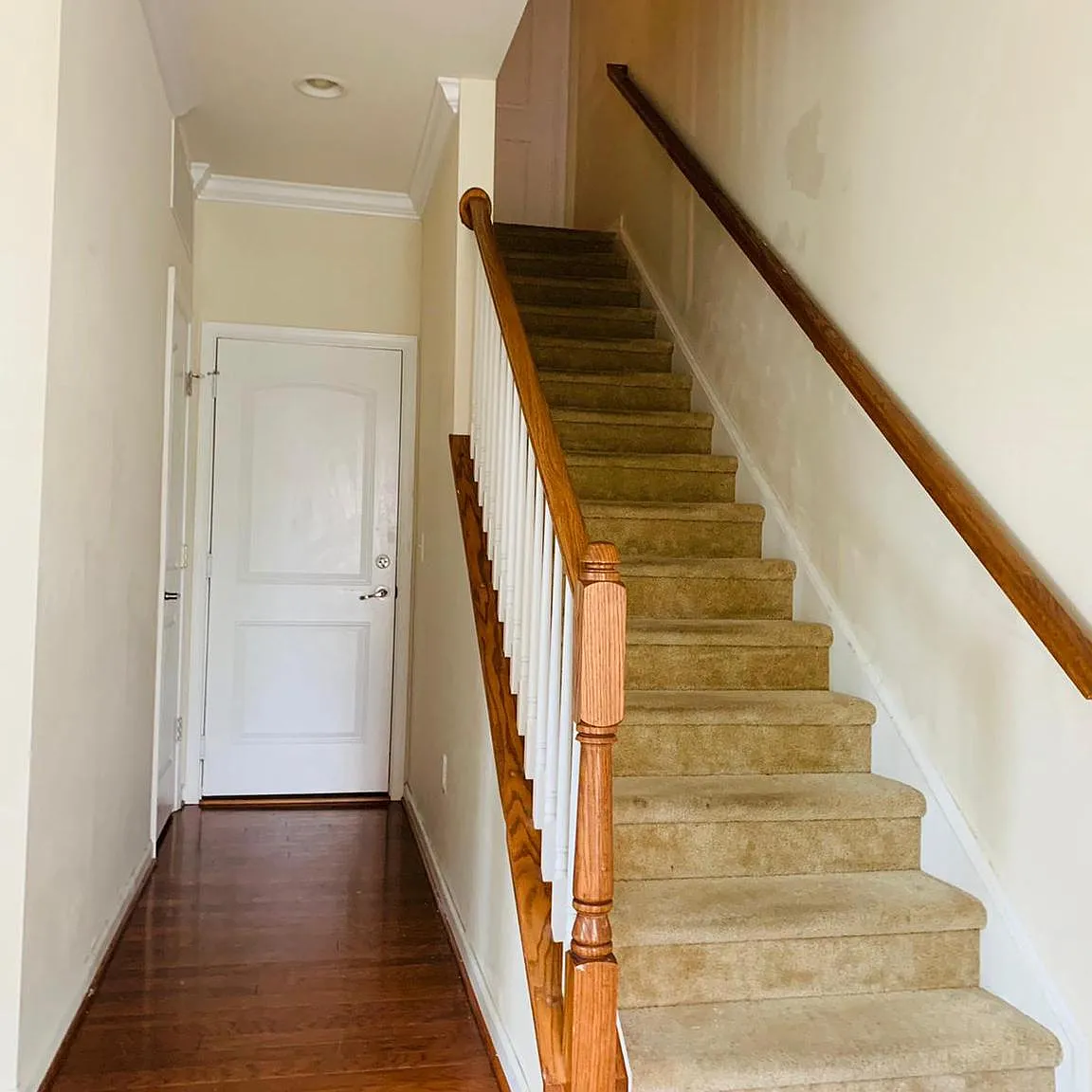 3 bed, 2.5 bath, 2000 sqft, $2,899 — Photo 4