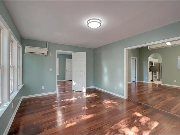 7186 Windmill Creek Rd — Photo 26