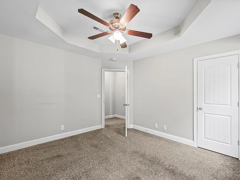 1381 Morning Star Dr — Photo 32