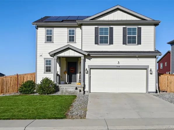 748 N Vandriver Way, Aurora, CO 80018
