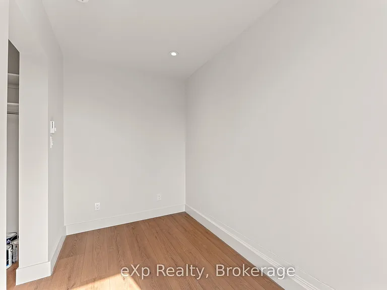 24 Wellington St #12 — Photo 26
