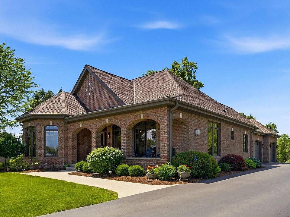 1st image of 180 Monastery Hill DRIVE
