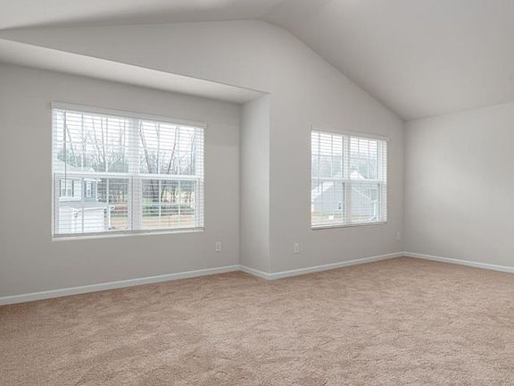3rd image of 4725 Hazelburn Dr