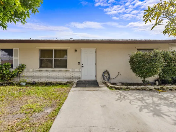 4963 Pimlico Court, West Palm Beach, FL 33415