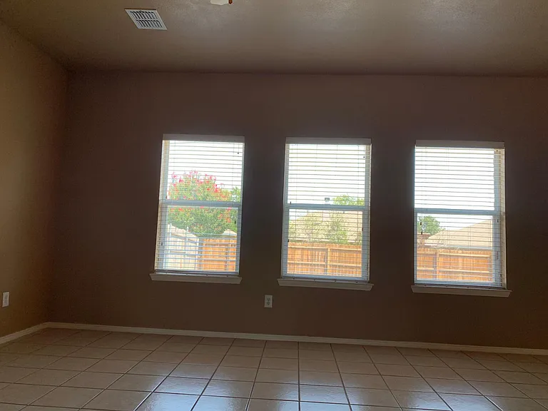 8516 Prairie Fire Dr — Photo 13