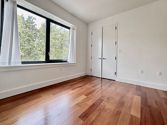 4th image of 52 Convent Ave #4A