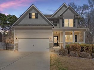 35 Grove Park Dr, Dallas, GA 30132