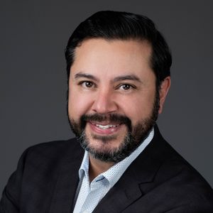 Carlos Banuelos