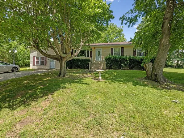 744 Maple St, Madisonville, KY 42431