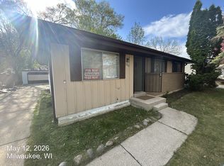6259 N 101st St, Milwaukee, WI 53225
