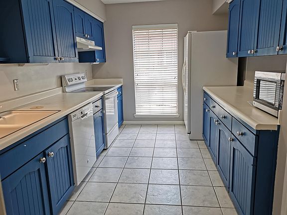 Kitchen close view