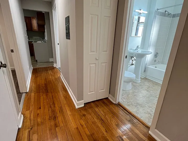 5716 W Washington Blvd — Photo 7