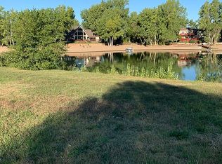 35 Lillian Ln, Doniphan, NE 68832