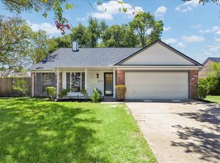 5104 Spring Circle Dr, Pearland, TX 77584