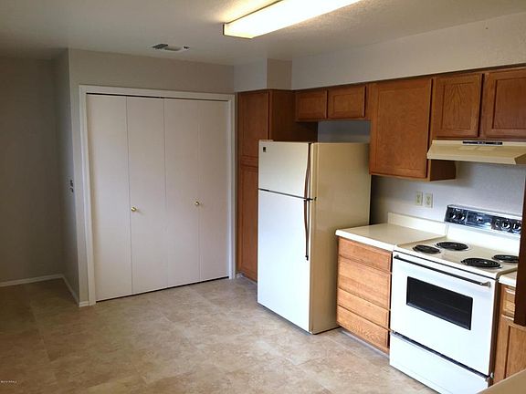 4th image of 2464 N Palo Hacha Dr