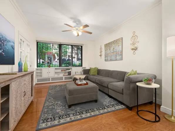 16 West 16th Street image 1 of 5