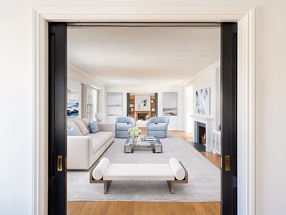 2nd image of 800 Park Ave Floor 14