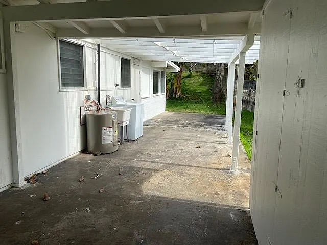 664 Ululani St — Photo 13