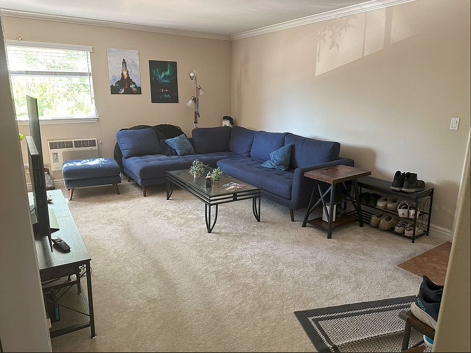 1st image of 2601 Cortez Dr Unit 3208
