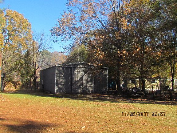 4th image of 127 Malloy St