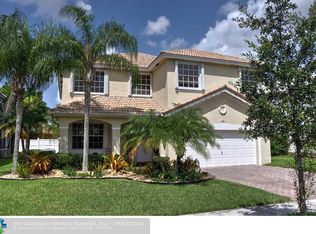 682 SW 168th Ter, Pembroke Pines, FL 33027