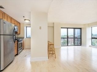 15 N Beacon St #604, Allston, MA 02134