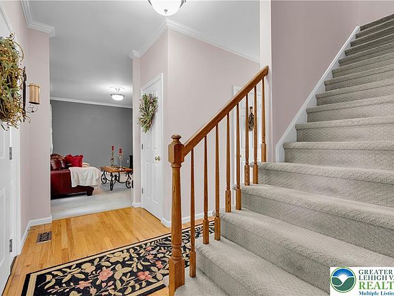 4th image of 2213 Claymont Dr